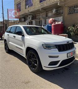 جيب جراند شيروكي